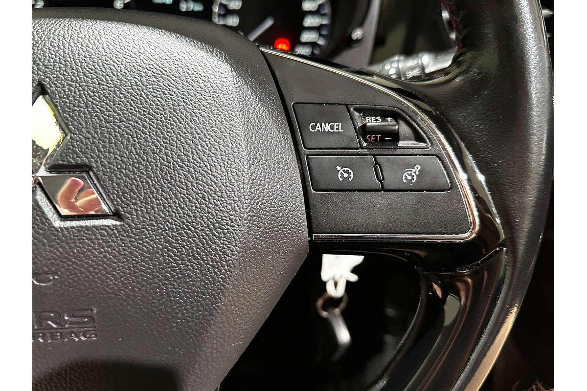 2020 Mitsubishi Outlander ES ZL