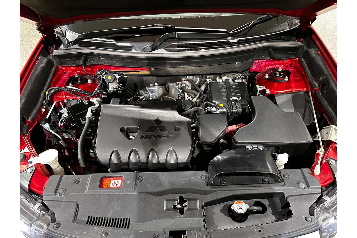 2020 Mitsubishi Outlander ES ZL