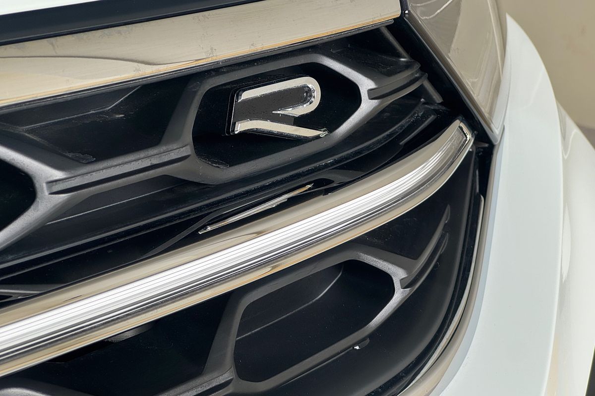 2025 Volkswagen T-Roc R D11