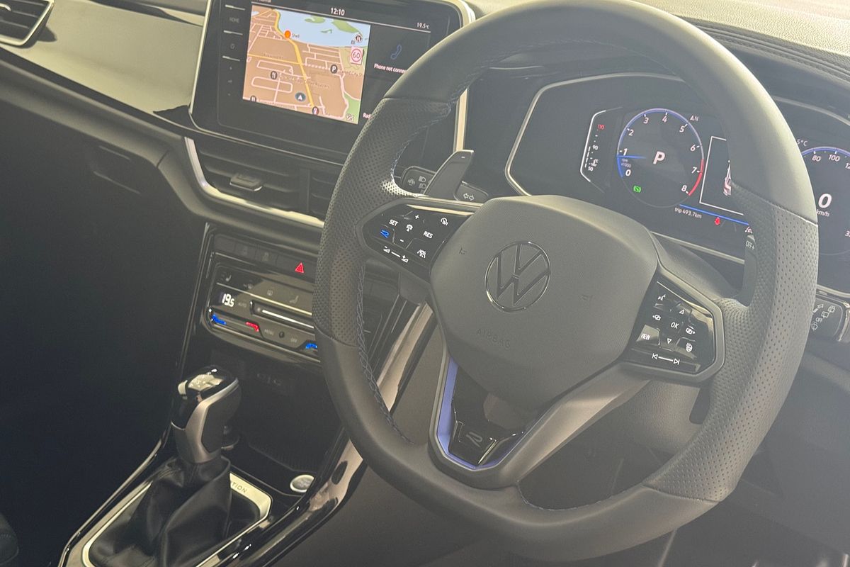 2025 Volkswagen T-Roc R D11
