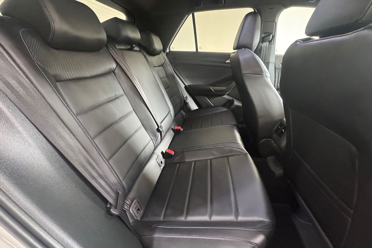 2025 Volkswagen T-Roc R D11