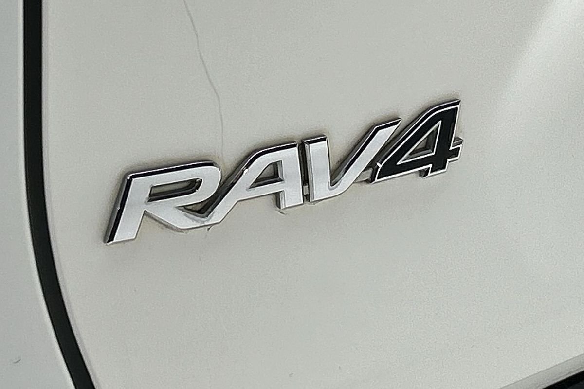 2020 Toyota RAV4 GX AXAH52R