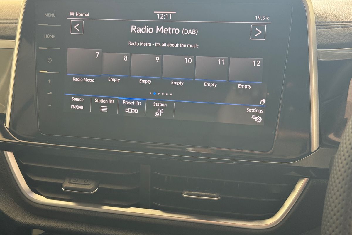 2025 Volkswagen T-Roc R D11