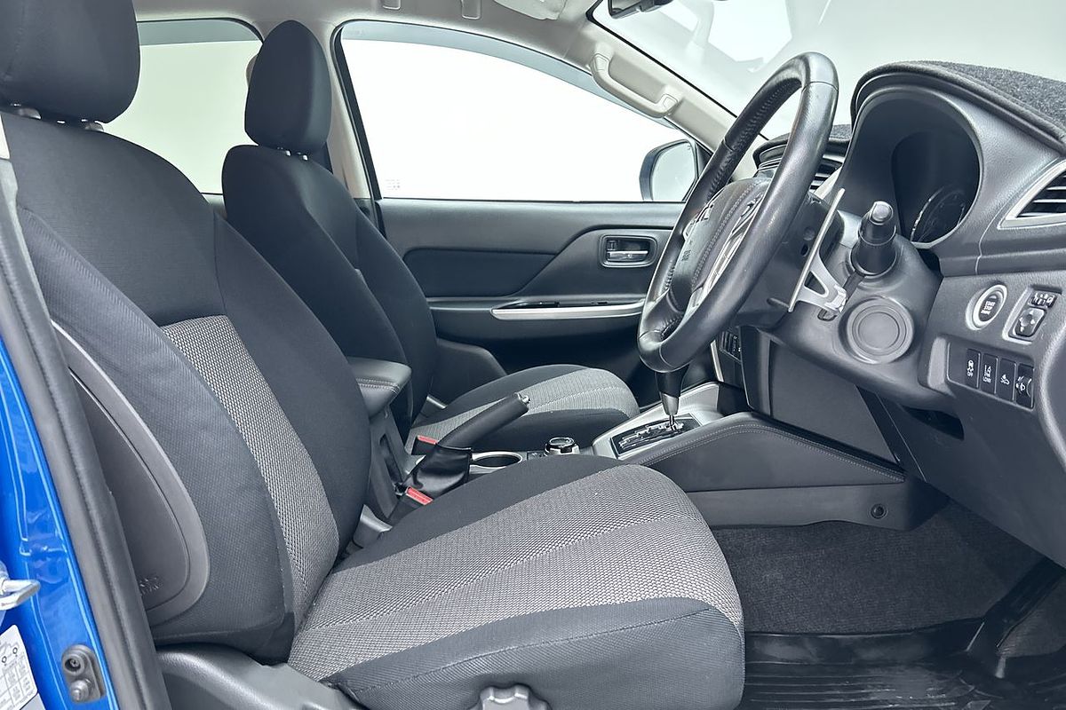 2019 Mitsubishi Triton GLS MR 4X4