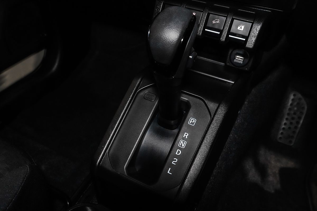 2024 Suzuki Jimny GLX GJ