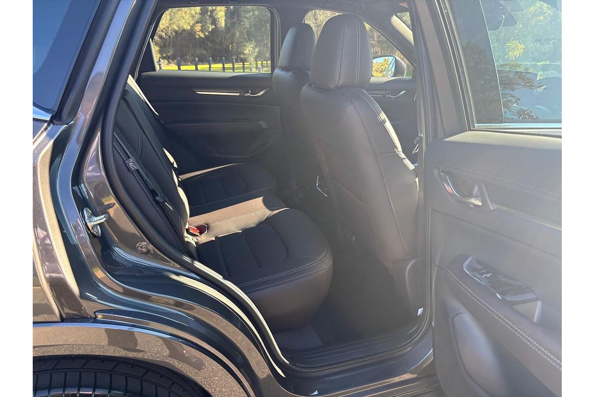 2025 Mazda CX-5 G35 Akera KF Series