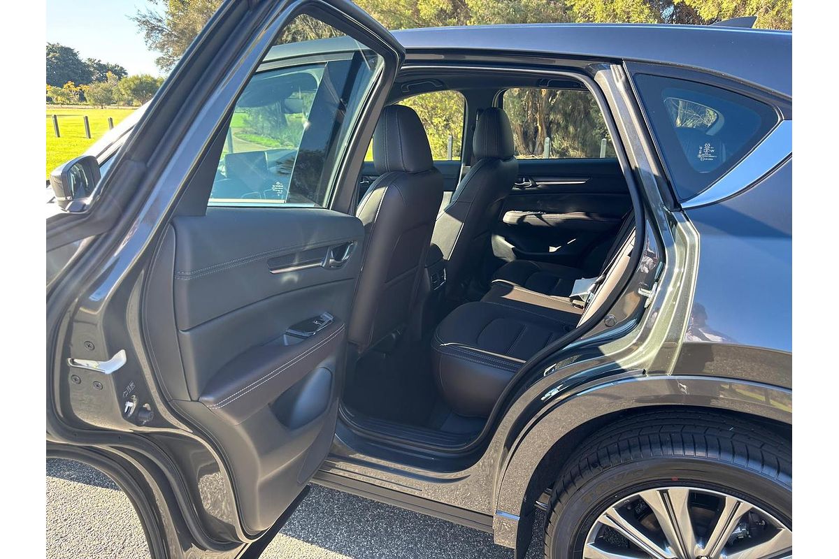 2025 Mazda CX-5 G35 Akera KF Series