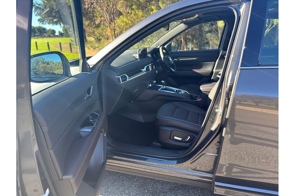 2025 Mazda CX-5 G35 Akera KF Series