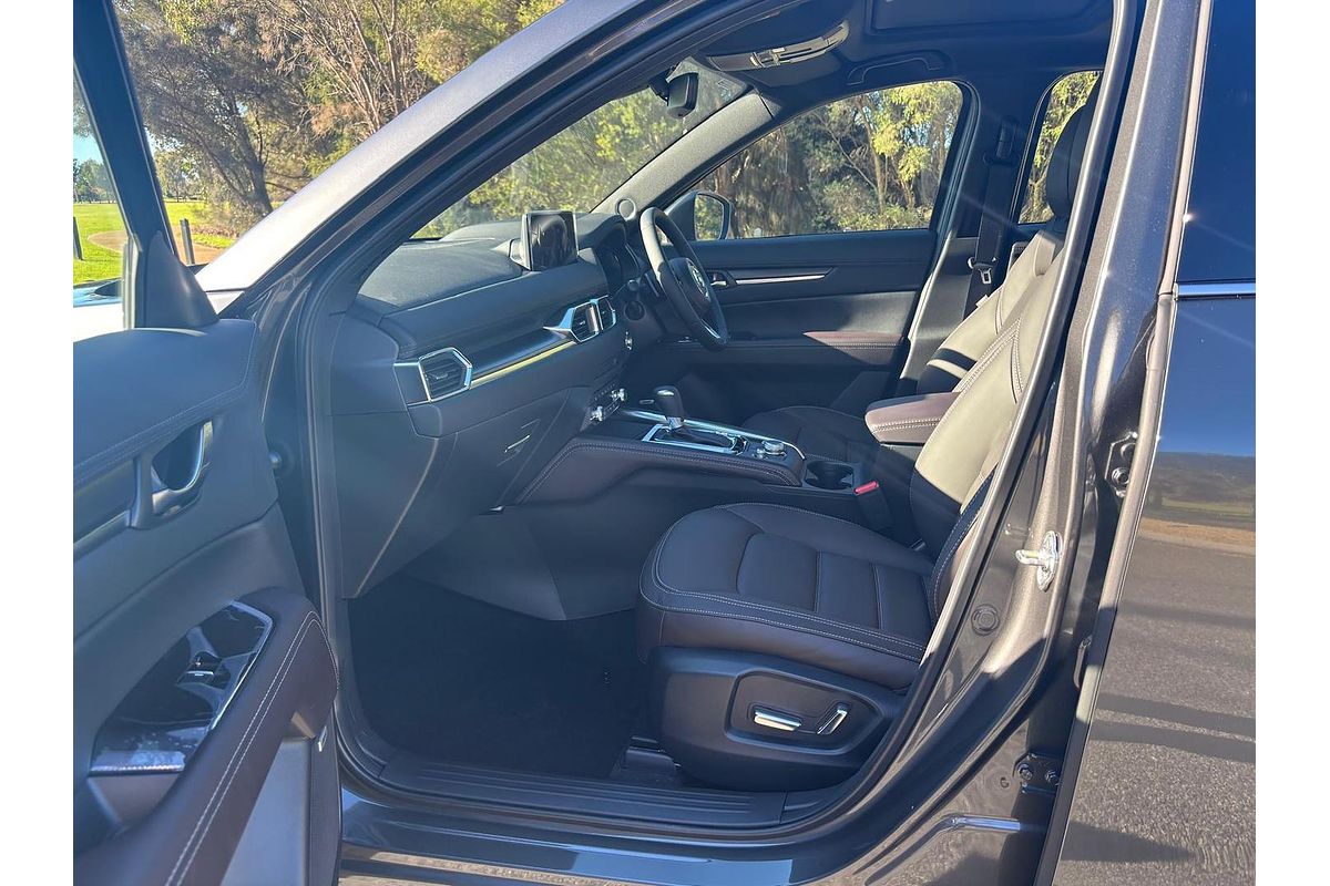 2025 Mazda CX-5 G35 Akera KF Series
