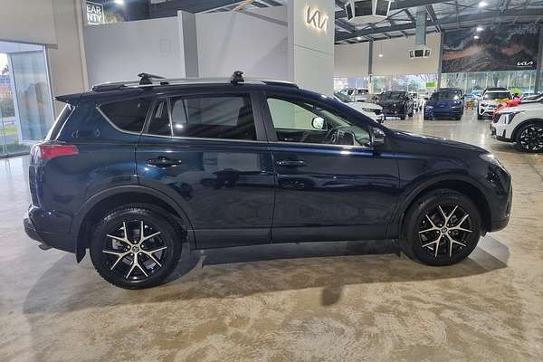2017 Toyota RAV4 GXL ZSA42R