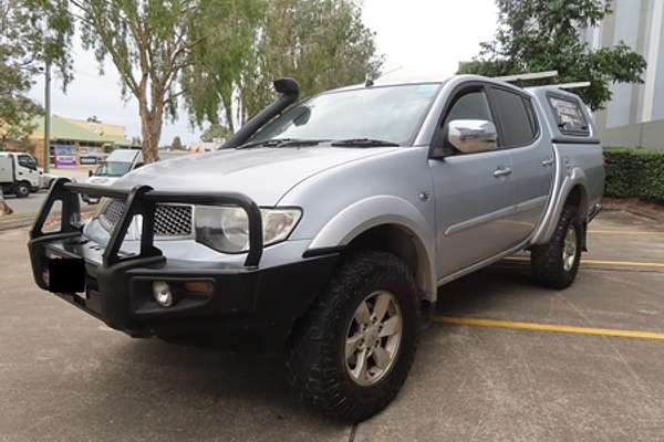 2013 Mitsubishi Triton GLX-R MN 4X4