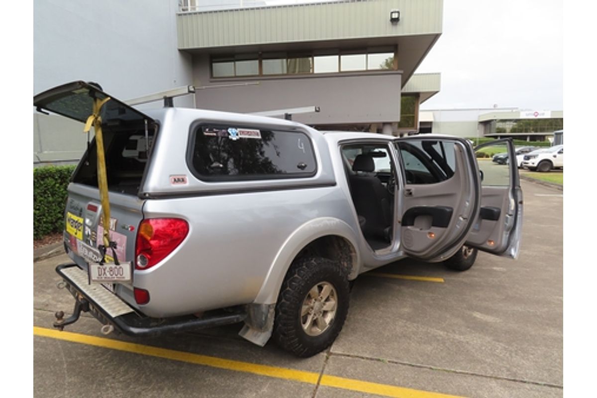 2013 Mitsubishi Triton GLX-R MN 4X4
