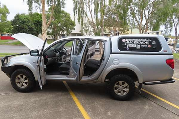 2013 Mitsubishi Triton GLX-R MN 4X4