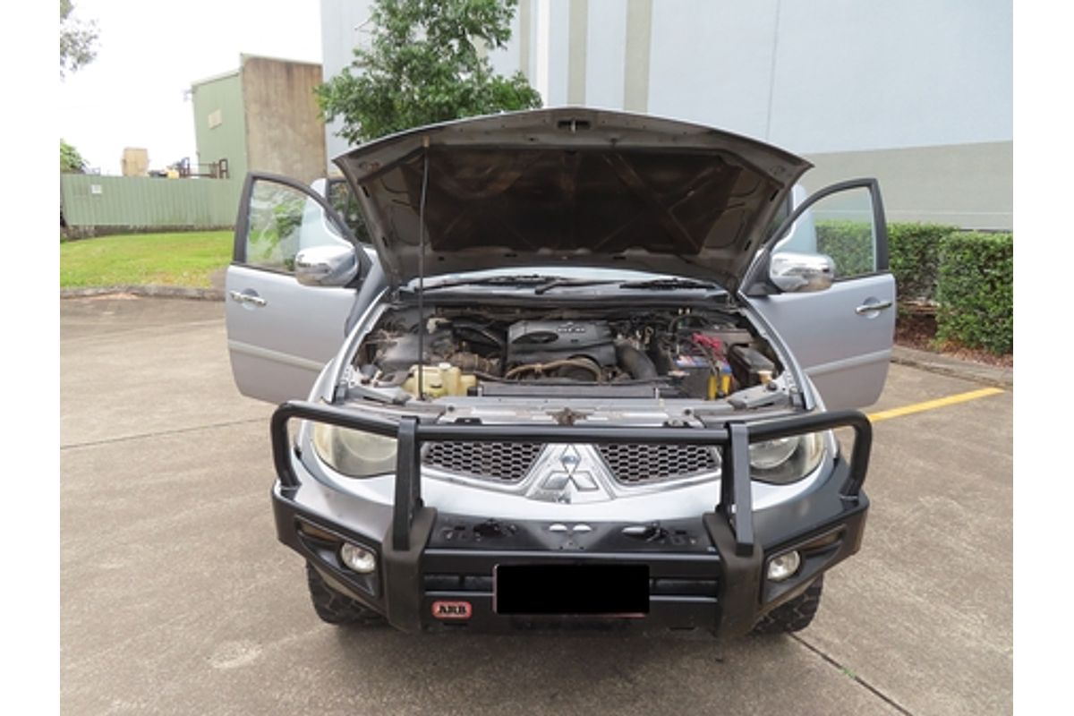 2013 Mitsubishi Triton GLX-R MN 4X4