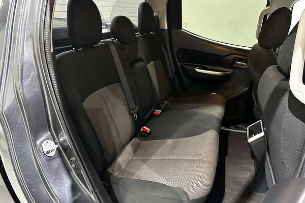 2020 Mitsubishi Triton GLS MR 4X4