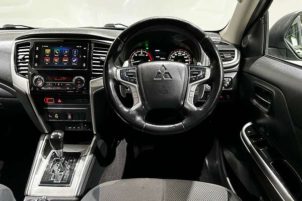 2020 Mitsubishi Triton GLS MR 4X4