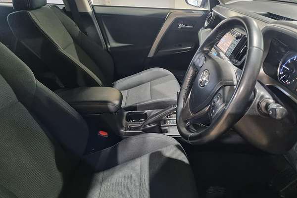 2017 Toyota RAV4 GXL ZSA42R