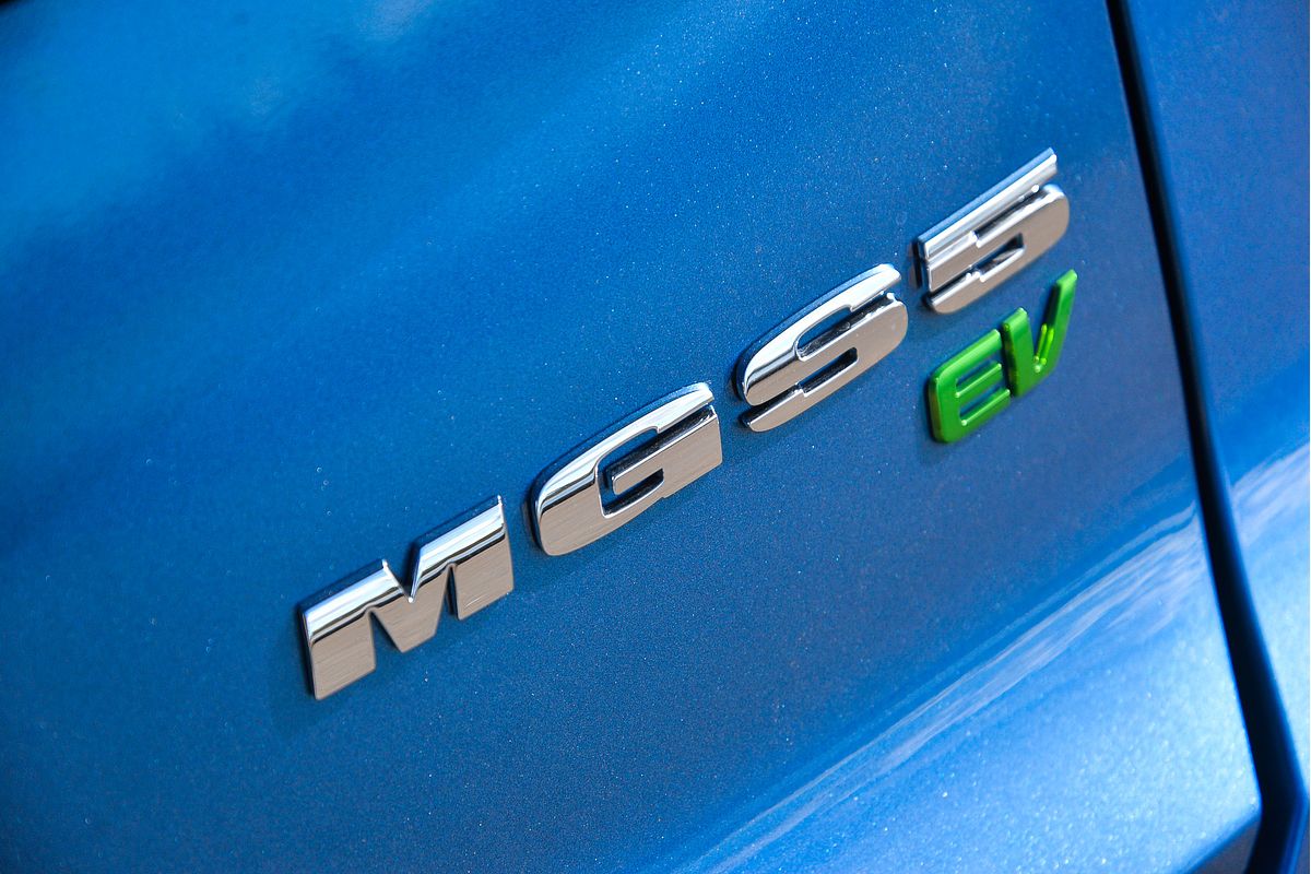 2025 MG MGS5 EV Essence 62 ZS3EM