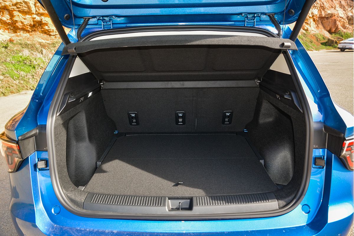 2025 MG MGS5 EV Essence 62 ZS3EM
