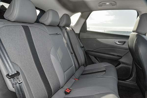 2025 MG MGS5 EV Essence 62 ZS3EM