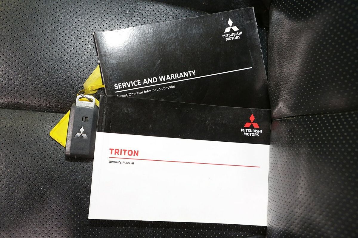 2021 Mitsubishi Triton GSR MR 4X4
