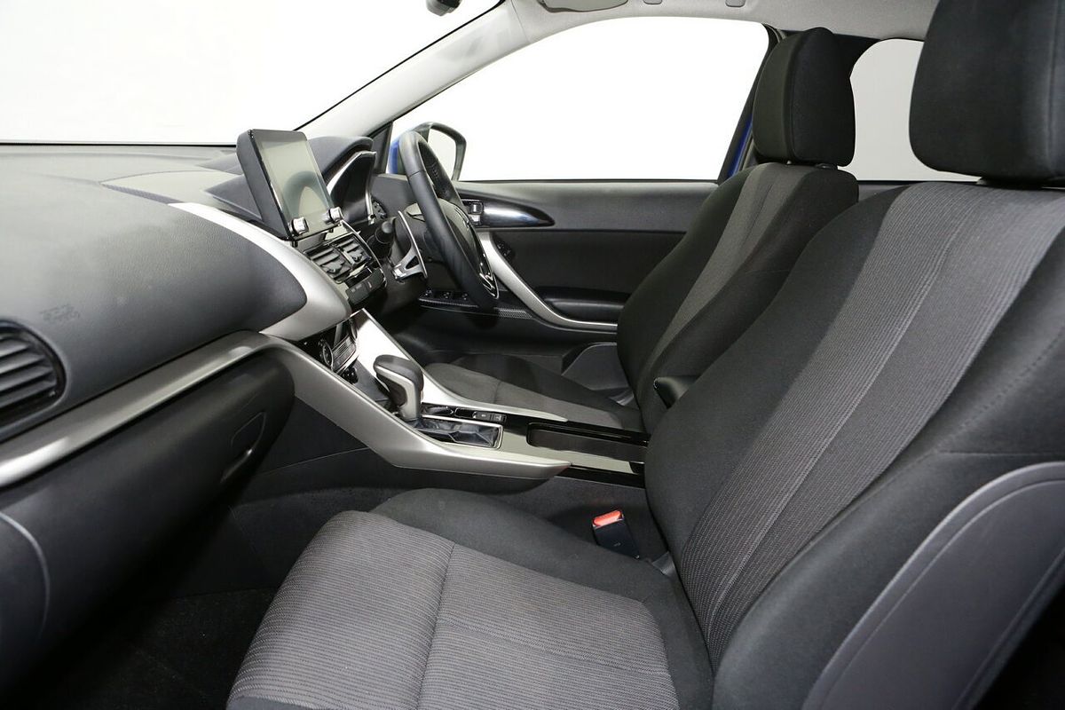 2024 Mitsubishi Eclipse Cross LS YB