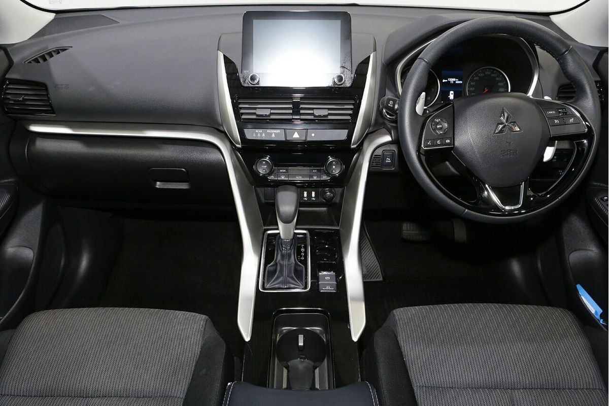 2024 Mitsubishi Eclipse Cross LS YB