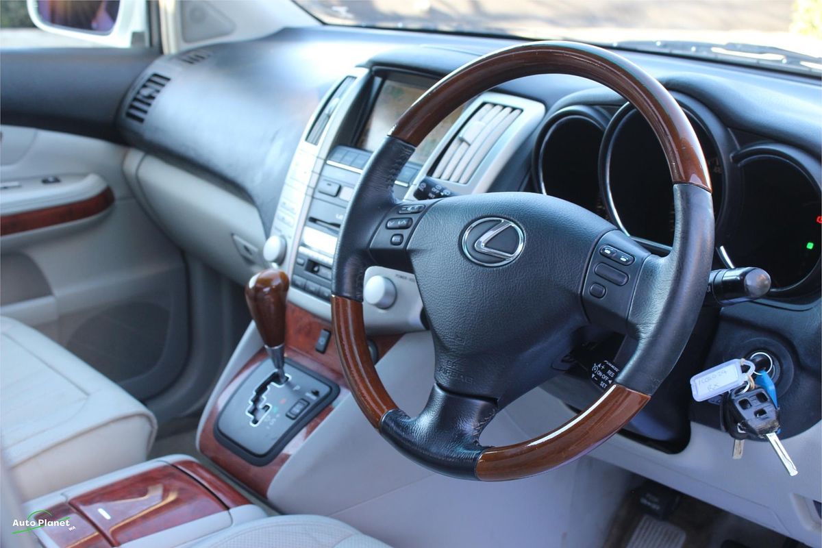 2004 Lexus RX SPORTS MCU38R