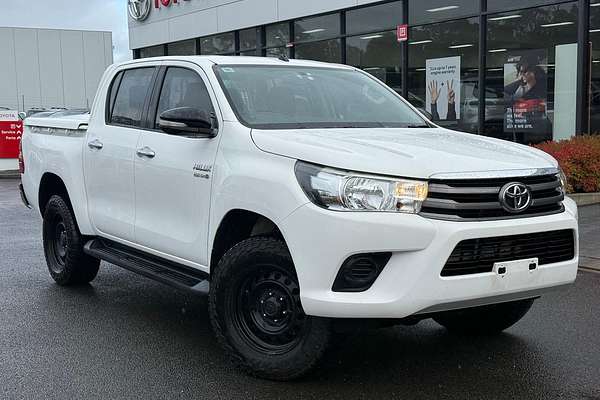 2016 Toyota Hilux SR GUN126R 4X4
