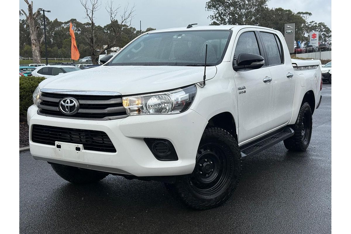 2016 Toyota Hilux SR GUN126R 4X4