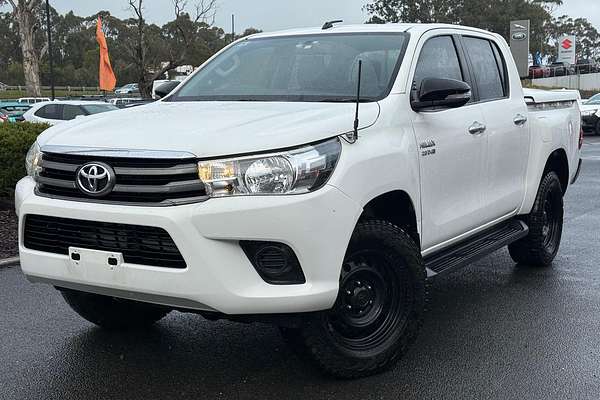 2016 Toyota Hilux SR GUN126R 4X4