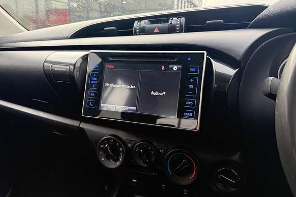 2016 Toyota Hilux SR GUN126R 4X4
