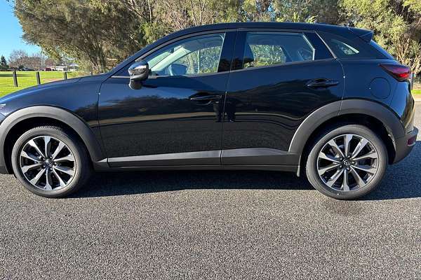 2025 Mazda CX-3 G20 Pure DK