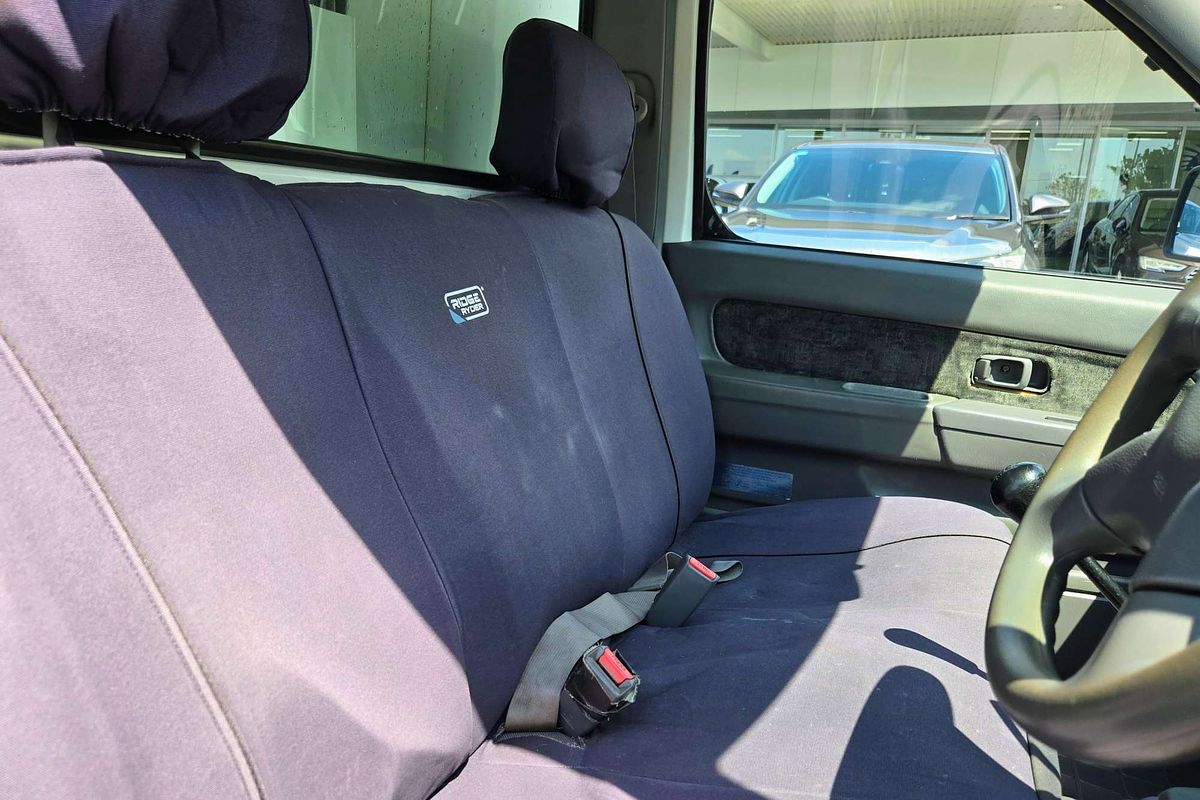 2012 Nissan Navara DX D22 Rear Wheel Drive