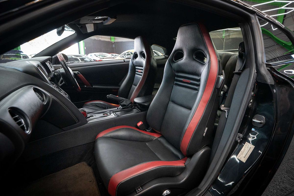 2013 Nissan GT-R Black Edition R35