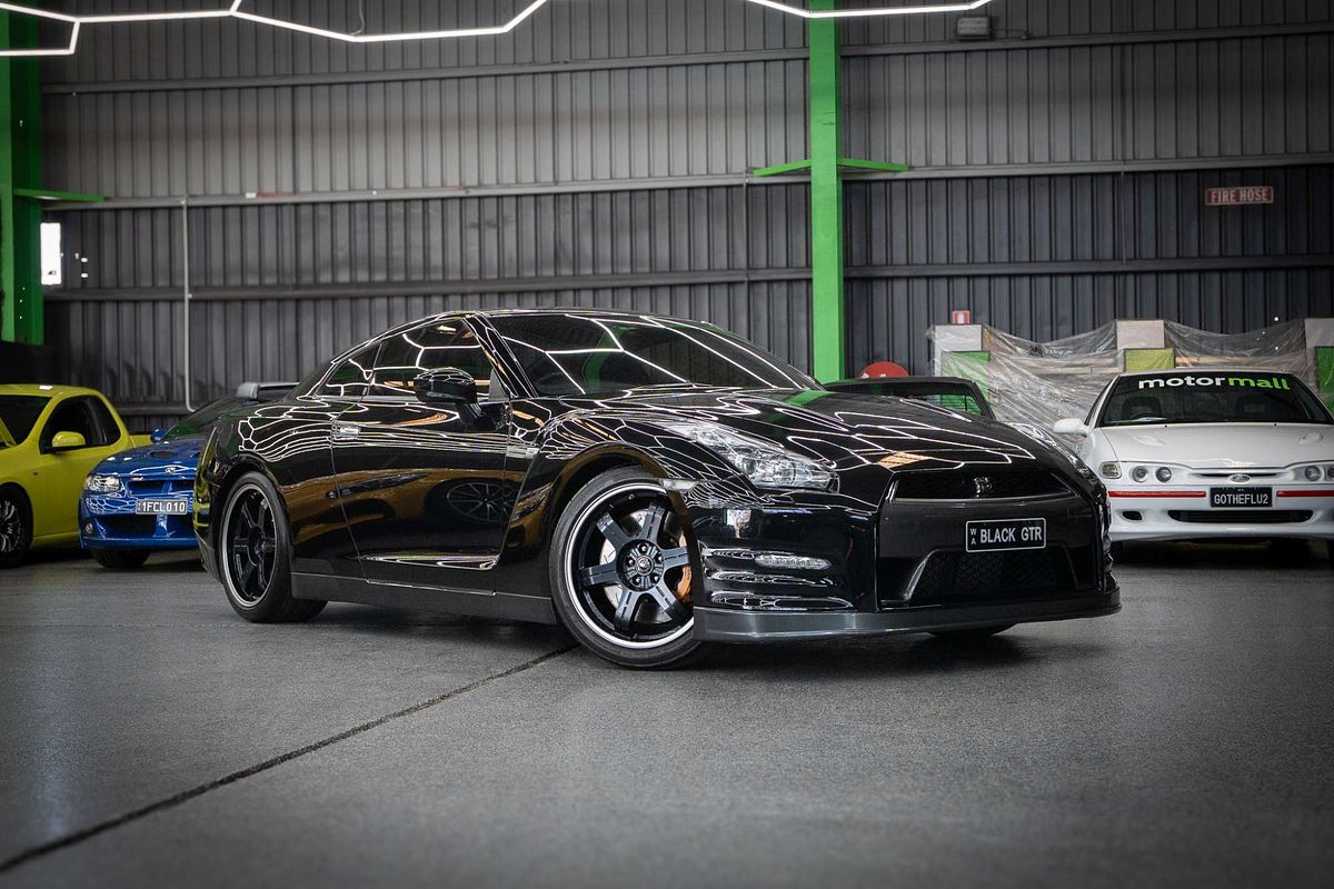2013 Nissan GT-R Black Edition R35