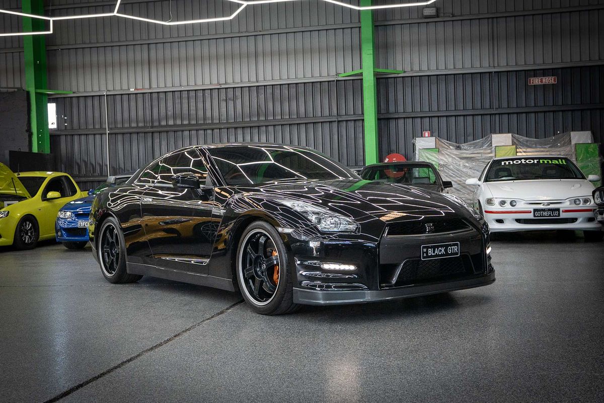 2013 Nissan GT-R Black Edition R35