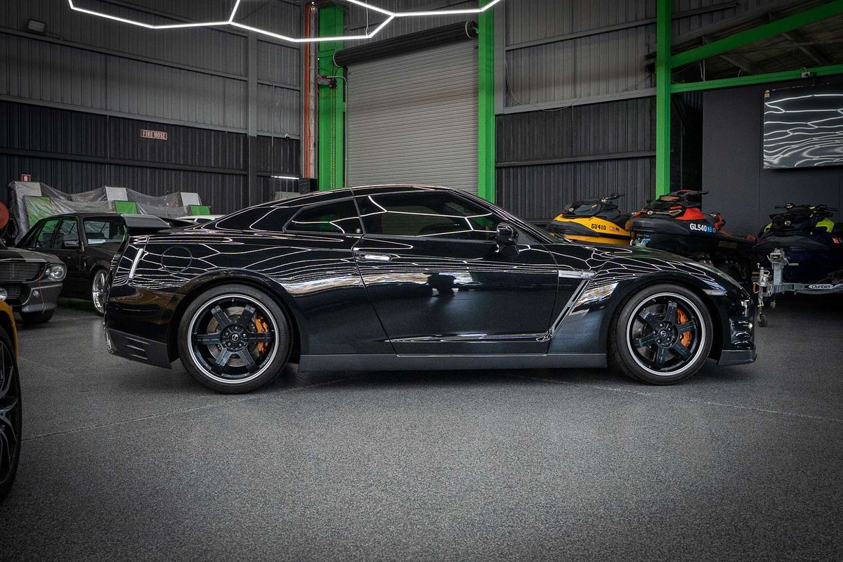 2013 Nissan GT-R Black Edition R35