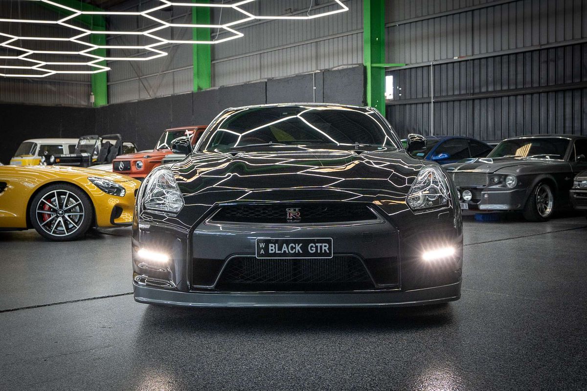 2013 Nissan GT-R Black Edition R35