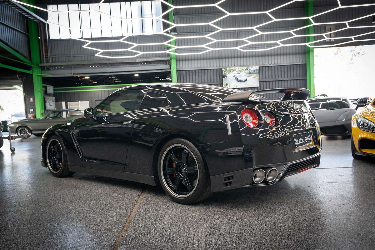 2013 Nissan GT-R Black Edition R35