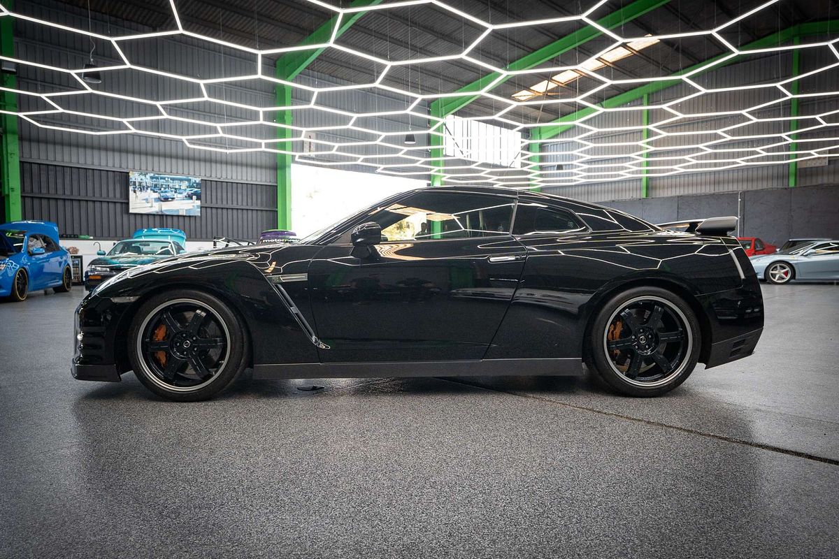 2013 Nissan GT-R Black Edition R35