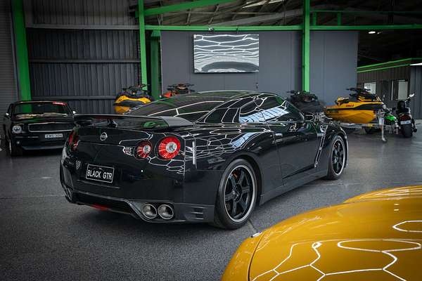 2013 Nissan GT-R Black Edition R35