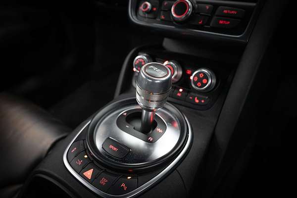 2011 Audi R8