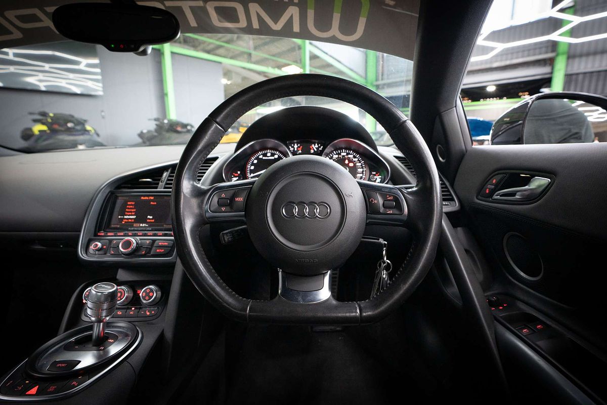 2011 Audi R8