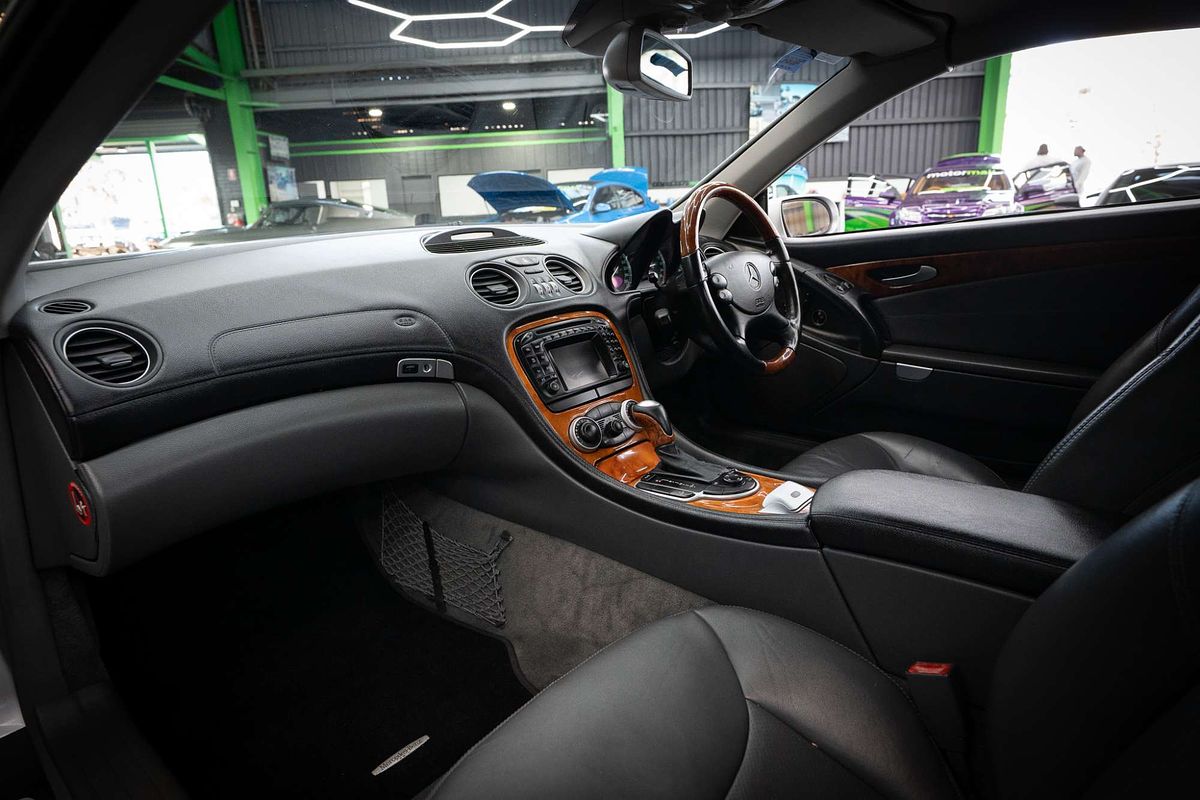 2004 Mercedes-Benz SL-Class SL350 R230