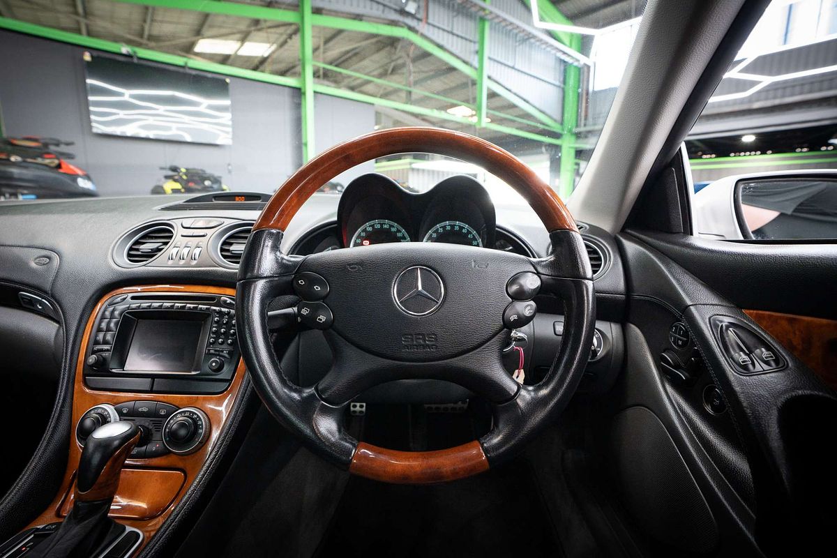 2004 Mercedes-Benz SL-Class SL350 R230