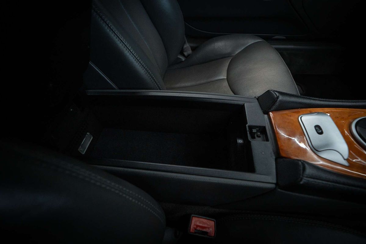 2004 Mercedes-Benz SL-Class SL350 R230