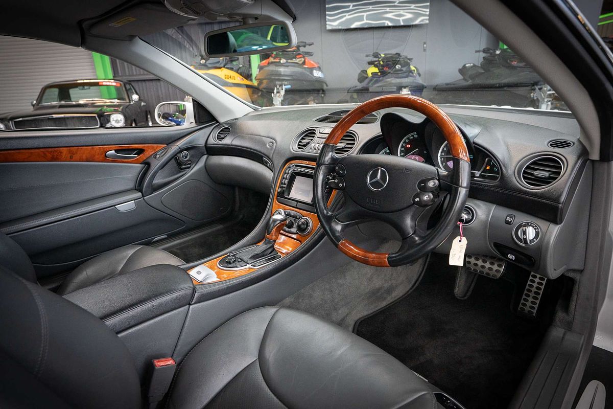 2004 Mercedes-Benz SL-Class SL350 R230