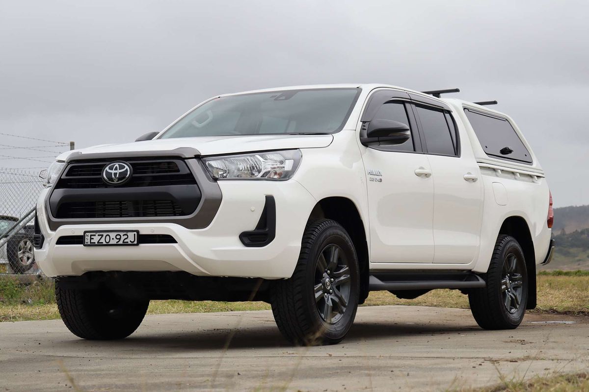 2023 Toyota Hilux SR GUN126R