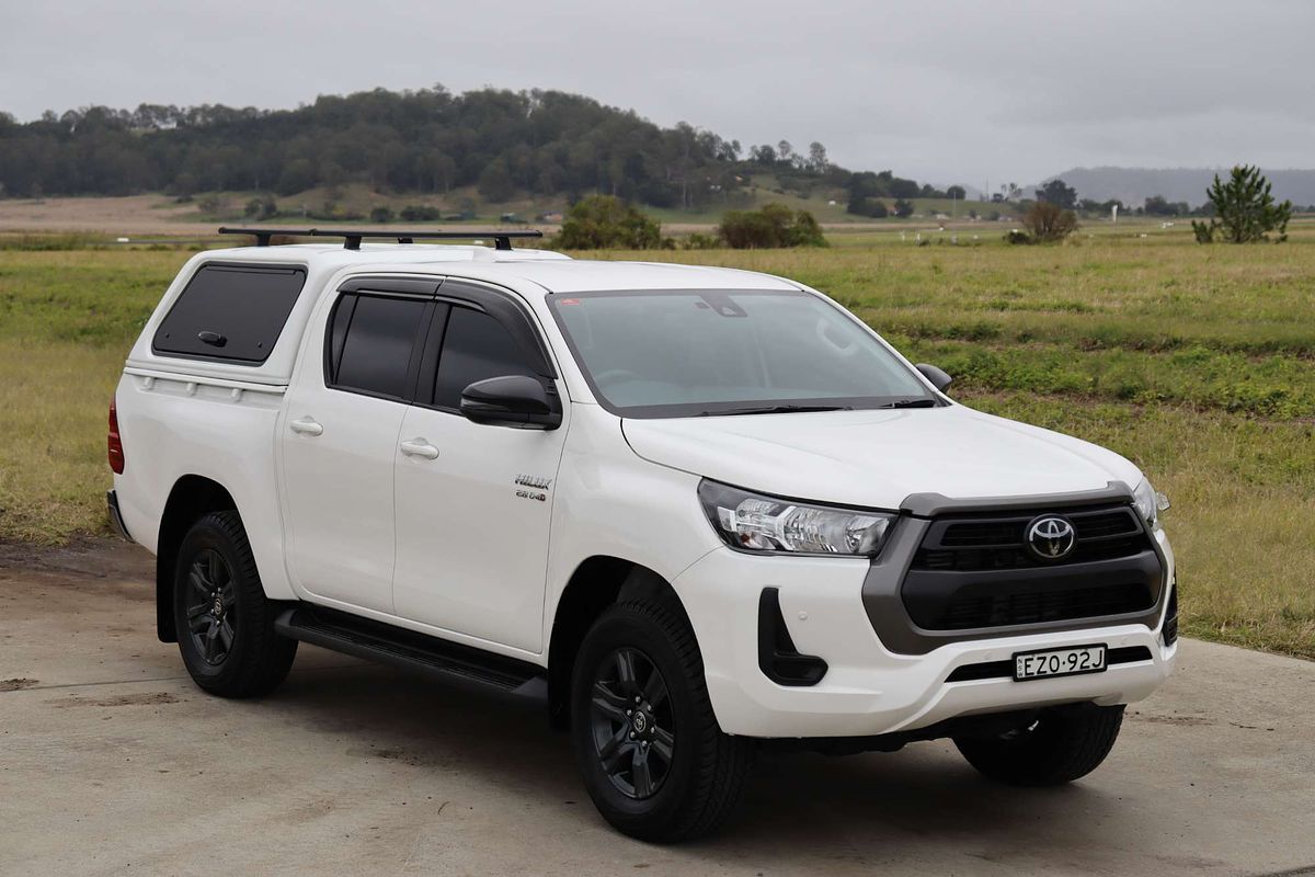2023 Toyota Hilux SR GUN126R